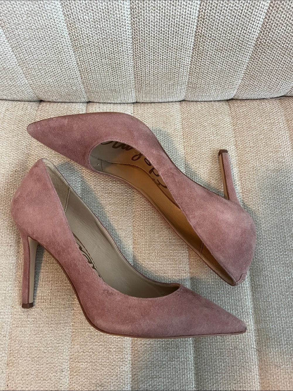 Sam Edelman Dusty Rose Suede Pointed-Toe Heels - Picture 5 of 9